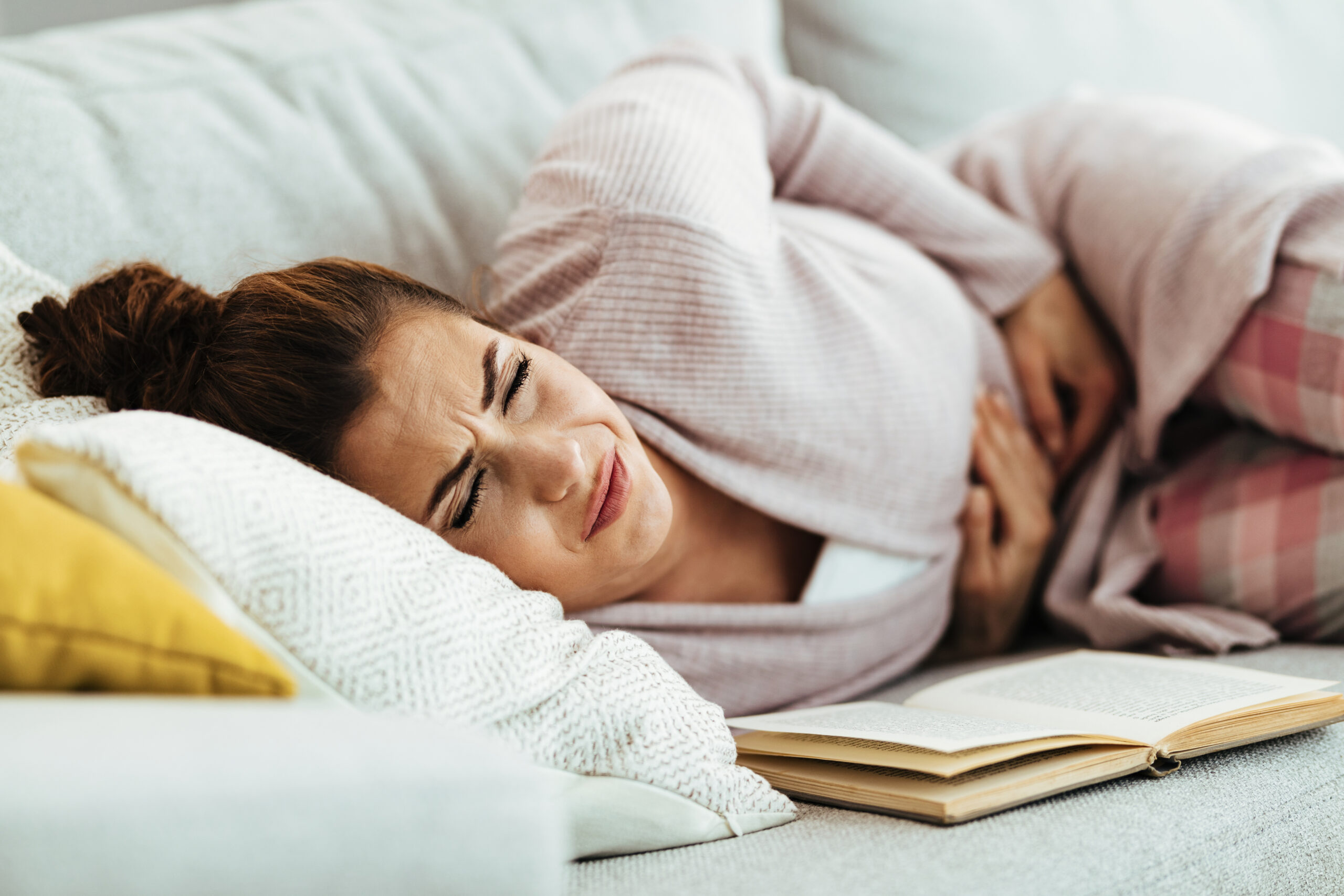 Read more about the article If You Don’t Get Cramps on Your Period What Does That Mean 6 Healthy Facts