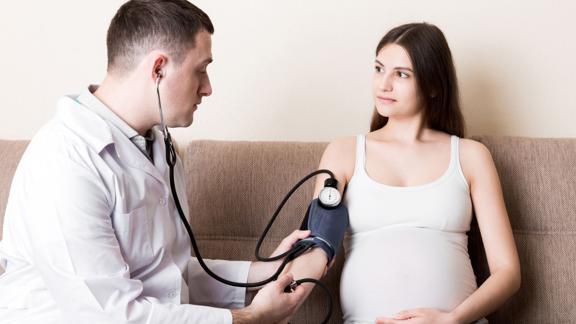 You are currently viewing Is It Normal to Feel Pressure Down Below When Pregnant: Simple Answers